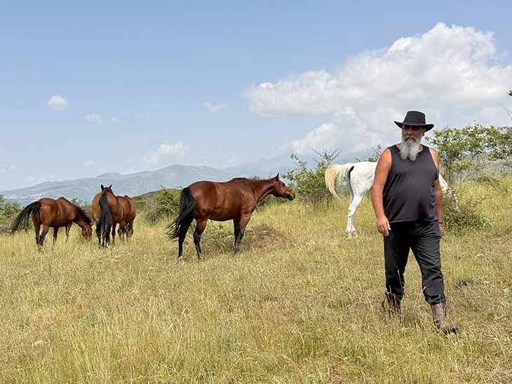 Amants dels cavalls de tot el món escullen Montcortès per retirar els seus animals