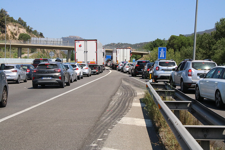 Més del 36% dels vehicles previstos ja han tornat a l'àrea metropolitana en l'operació tornada de Sant Joan