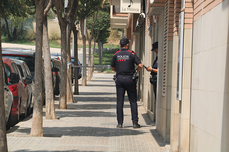Els Mossos investiguen la mort d’una dona a Rubí i d’un home i una altra dona a Castellbisbal