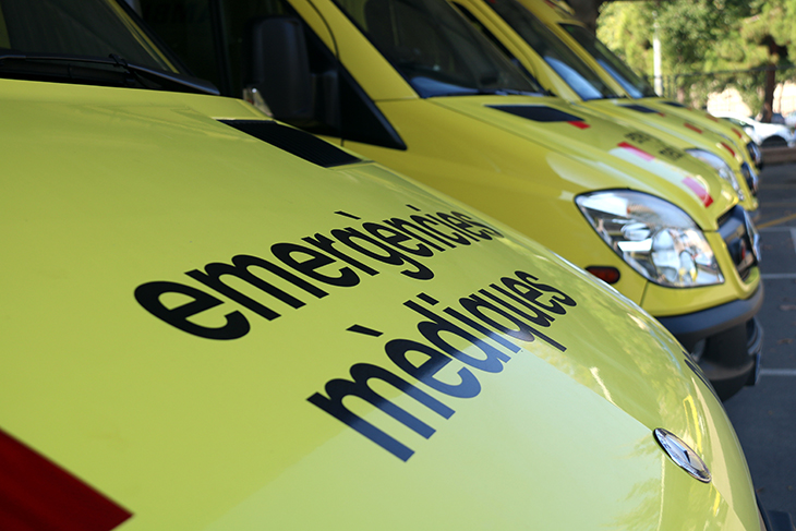 Sis ferits en un accident de trànsit al carrer de Balmes de Sant Adrià de Besòs