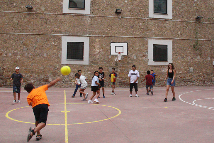 Més de 700 infants i joves vulnerables participen des d'aquest dilluns en els casals becats de la Fundació Pere Tarrés