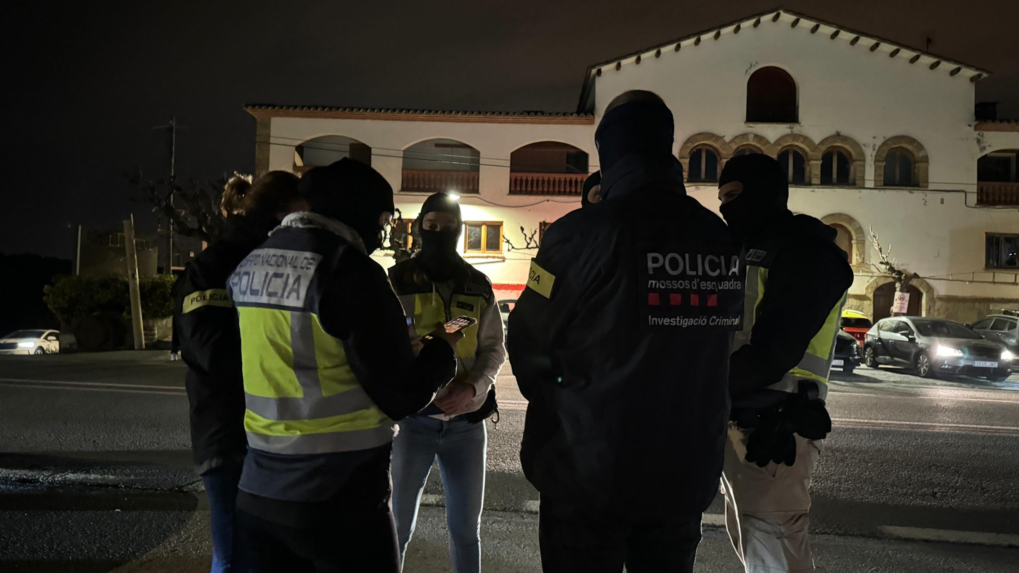 Operació de Mossos i CNP a l'àrea de Barcelona i Catalunya central contra el tràfic de drogues, éssers i blanqueig