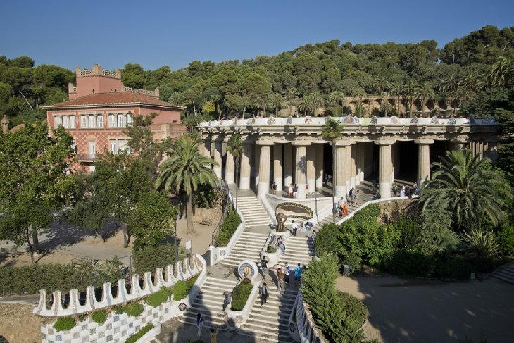 Barcelona traslladarà la parada de taxi de la carretera del Carmel per millorar la mobilitat a la zona del Park Güell