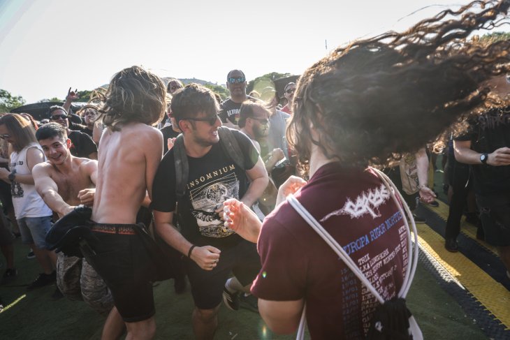 Santa Coloma torna a vibrar amb el millor heavy metal i hard rock en la vuitena edició del Rock Fest