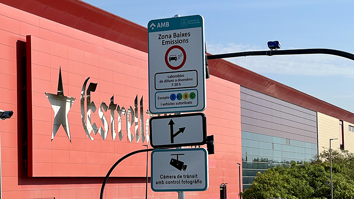 El Prat de Llobregat i Gavà comencen a sancionar els vehicles no aptes per circular per la ZBE