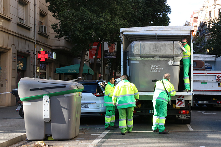 Dos detinguts relacionats amb el tros de cadàver trobat en un contenidor de l'Eixample de Barcelona