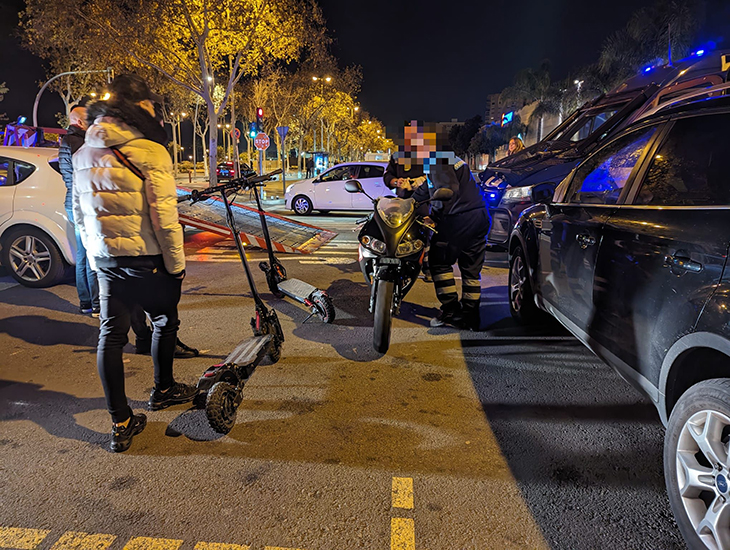 64 identificats, un investigat i diversos vehicles immobilitzats en un operatiu a la zona d'oci nocturn de Badalona