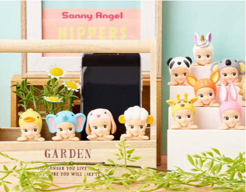 La Guàrdia Civil intervé més de 7.000 ninos falsificats 'Sonny Angels' en una botiga de Badalona