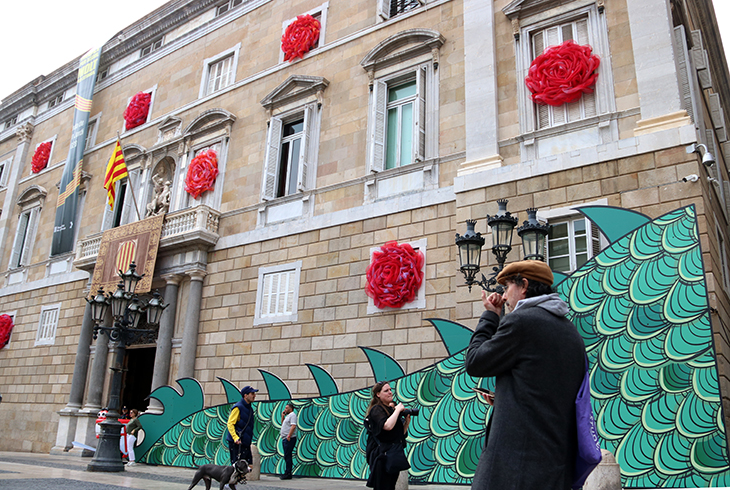 El dia del llibre i la rosa escalfa motors amb el 'Pròleg de Sant Jordi' institucional al Palau de la Generalitat