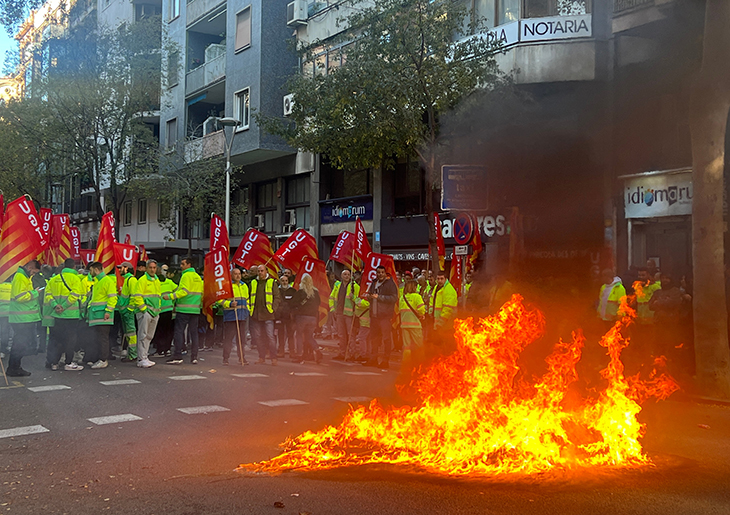 Desconvocada la vaga d'escombraries a Barcelona que havia de començar aquest diumenge a la nit