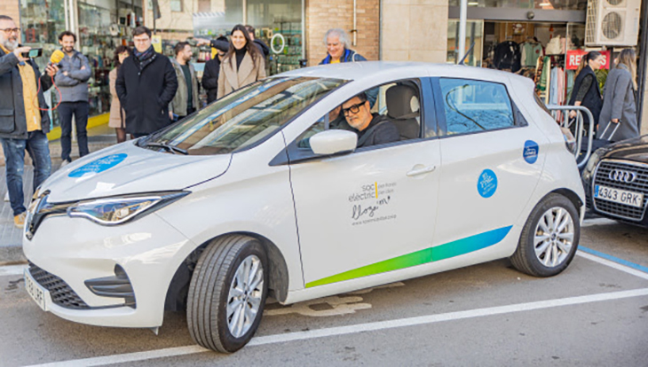 El Prat posa en marxa un servei de vehicles elèctrics compartits per a la gent que viu o treballa al municipi