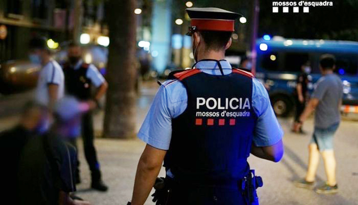 Els Mossos investiguen un apunyalament aquest dissabte a la nit al centre de Sant Cugat