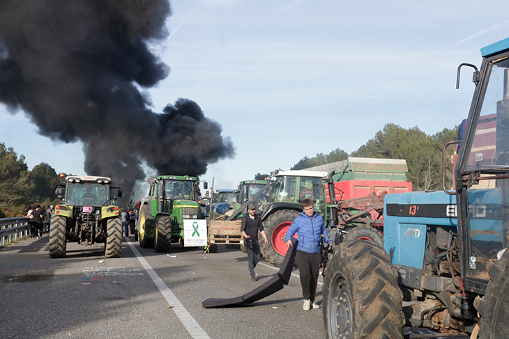 El Govern pacta amb els pagesos un pla especial de sequera i indemnitzarà els que han tingut pèrdues per restriccions