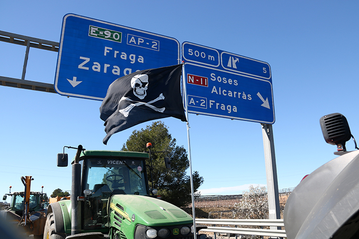 Unió de Pagesos calcula en 1.200 els tractors mobilitzats contra la competència "deslleial" forània
