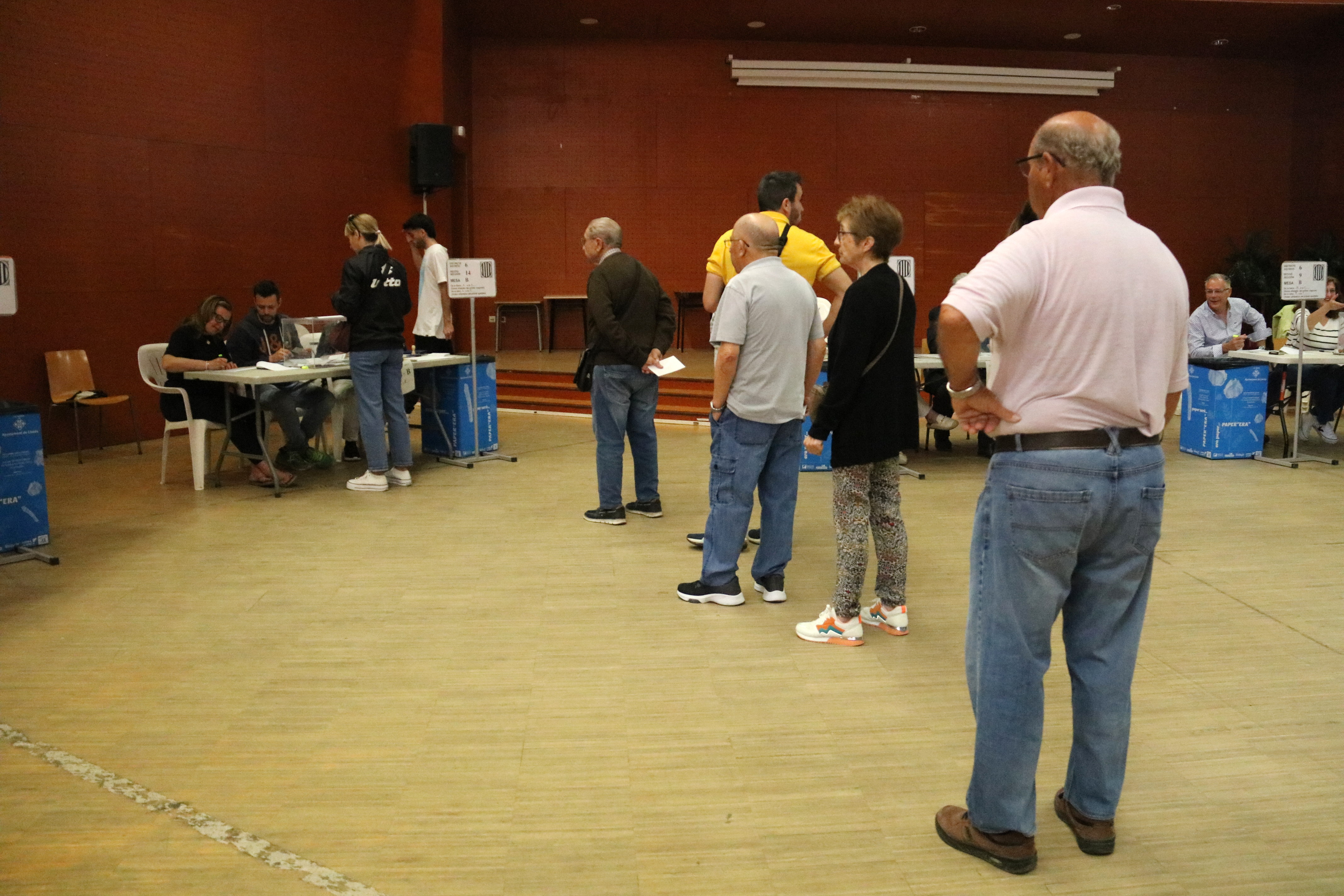 La jornada electoral arrenca amb "normalitat", el 100% de meses constituïdes i els col·legis "a ple rendiment"