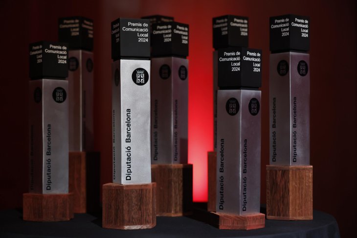 Júlia Otero guanya el Premi d’Honor a la trajectòria dels Premis de Comunicació Local