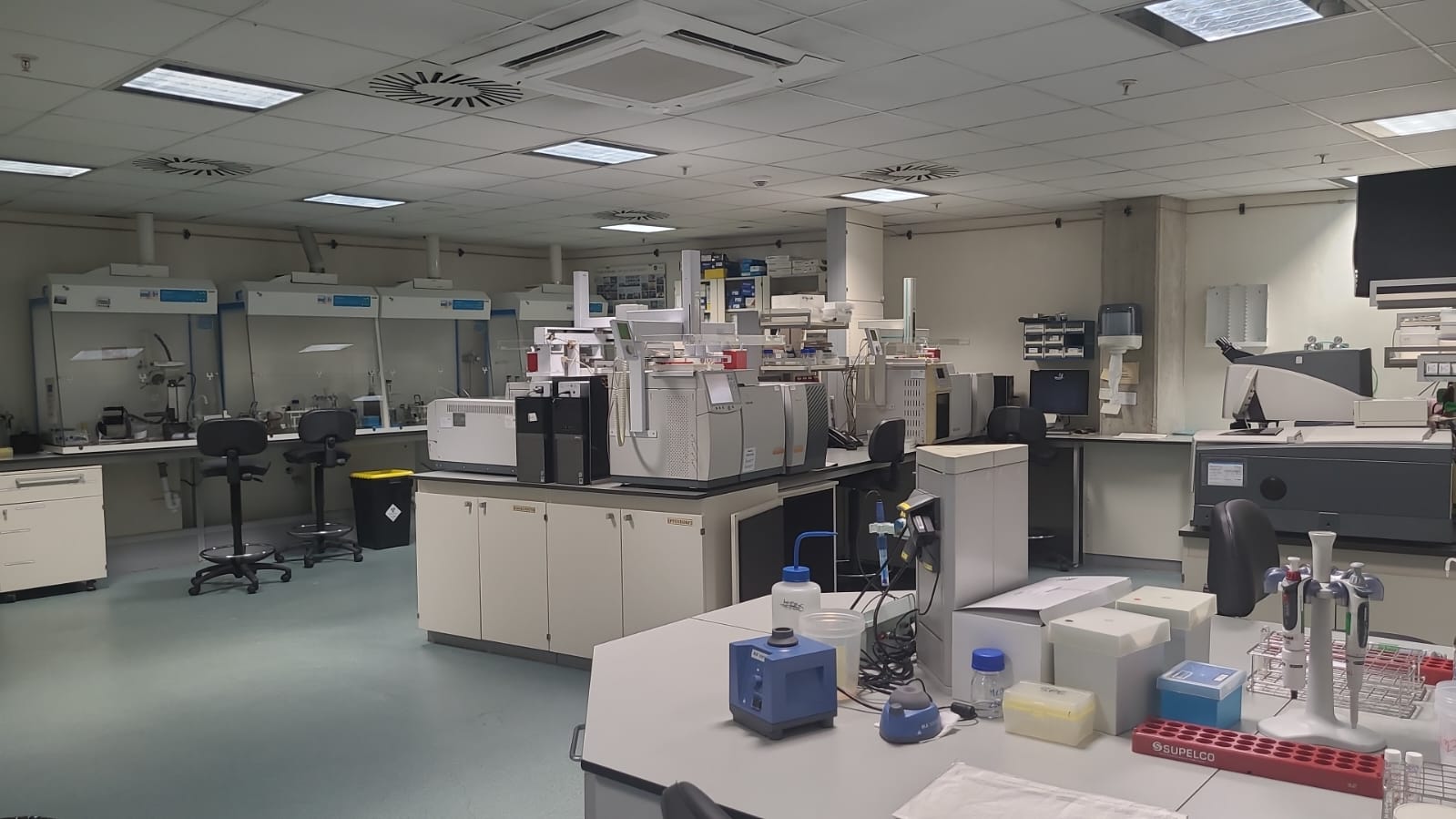 L'Institut de Medicina Legal incorpora equips punters clau per detectar casos de submissió química i morts violentes