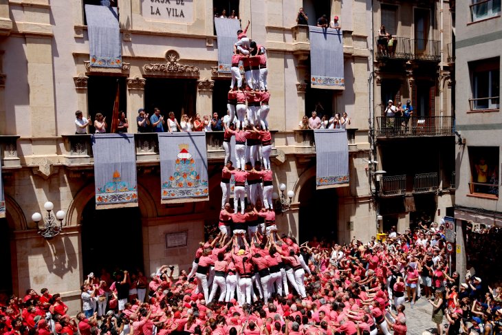 La Vella i la Joves estrenen la temporada de gamma extra a la diada de Sant Joan a Valls