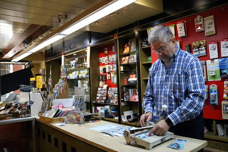 El 80% de les botigues de fotografia, en risc per la possible pèrdua de les fotos de carnet per al DNI
