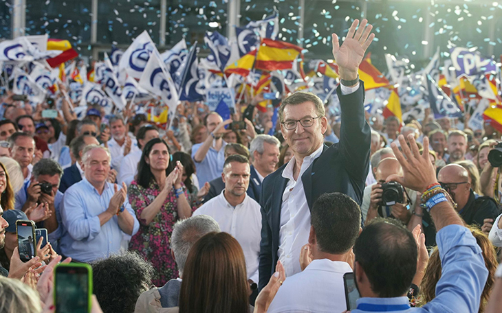 El PP torna a ser la primera força a l'Estat amb 136 diputats però no suma majoria absoluta amb Vox