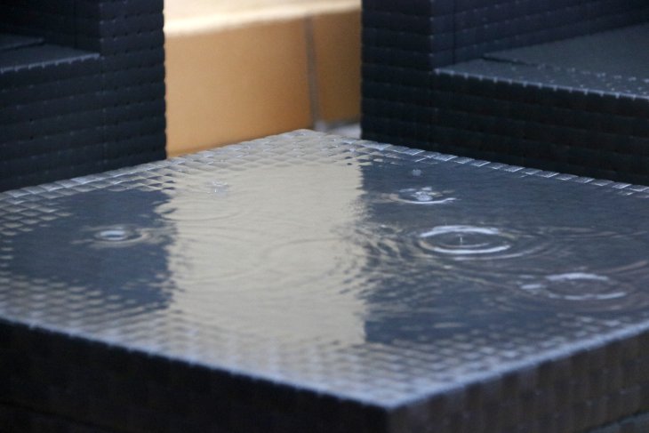 El telèfon 112 d’Emergències rep un centenar de trucades per les pluges durant la nit i matinada