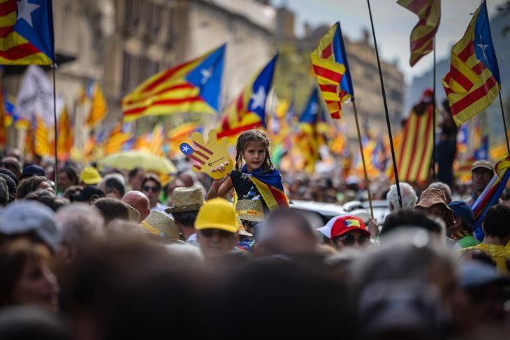 L’independentisme treu 73.500 persones al carrer en la manifestació descentralitzada de la Diada
