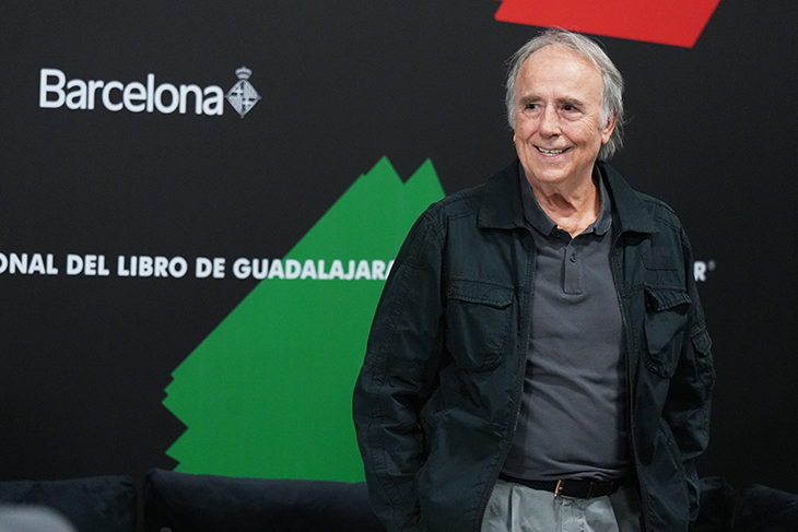 Joan Manuel Serrat i Núria Espert rebran la Medalla d’Or de la Generalitat