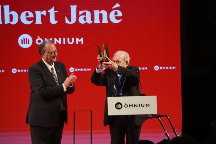 El traductor, escriptor i lingüista Albert Jané rep el 56è Premi d'Honor de les Lletres Catalanes