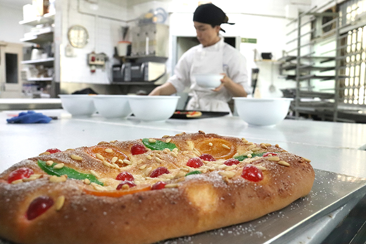 Els pastissers confien en una revetlla de Sant Joan “apoteòsica” que permeti superar la venda d’1,8 milions de coques