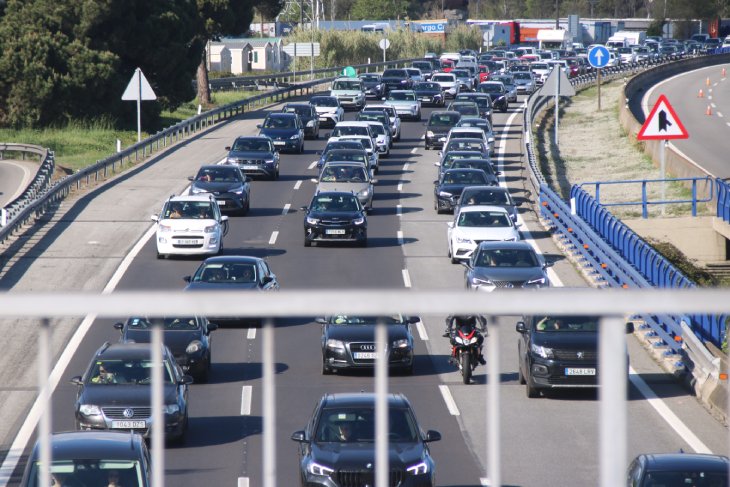 Uns 290.000 vehicles ja han tornat a l’àrea de Barcelona en el retorn de la Setmana Santa, la meitat dels previstos