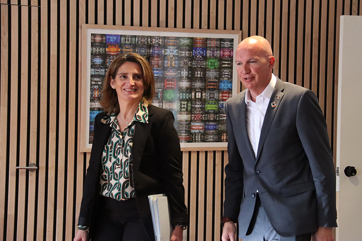 El govern espanyol preveu poder començar a dur aigua de València a Catalunya en vaixell la primera setmana de juny