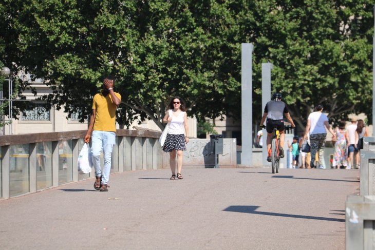 Protecció Civil manté l'alerta per onada de calor i avisa que es pot allargar fins dimecres