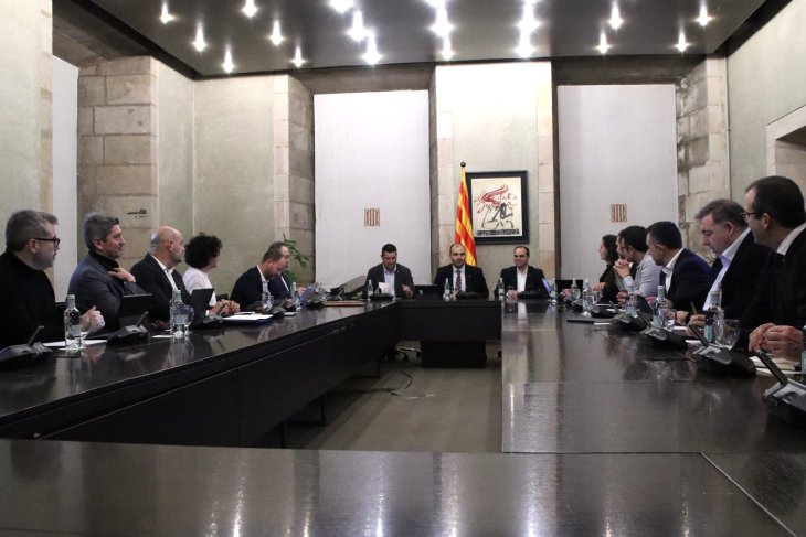 Govern, operadores de telecomunicacions i món local acorden revisar protocols per millorar la gestió d'incidències