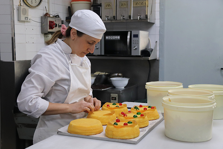 Els pastissers preveuen almenys igualar les vendes de mones de l'any passat i diuen que els preus han pujat "molt poc"