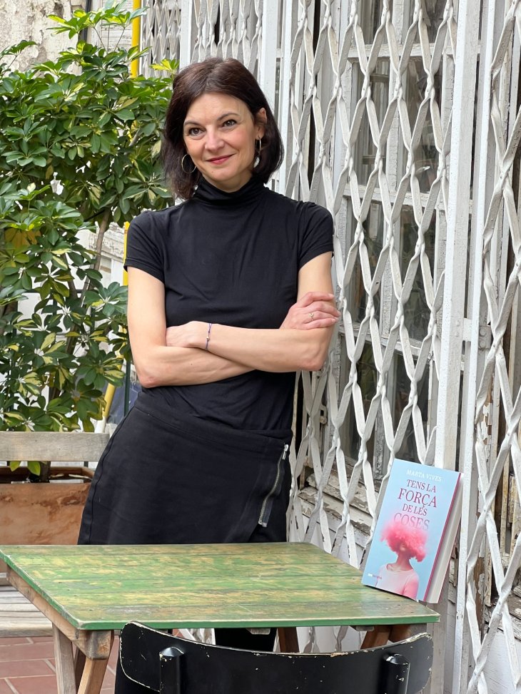 Marta Vives s'endinsa en quatre històries poderoses d'amistat femenina a 'Tens la força de les coses'