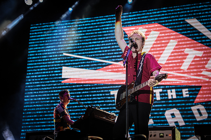 Un estudi indica que als tres festivals més subvencionats pel Govern la música en català no arriba al 20%