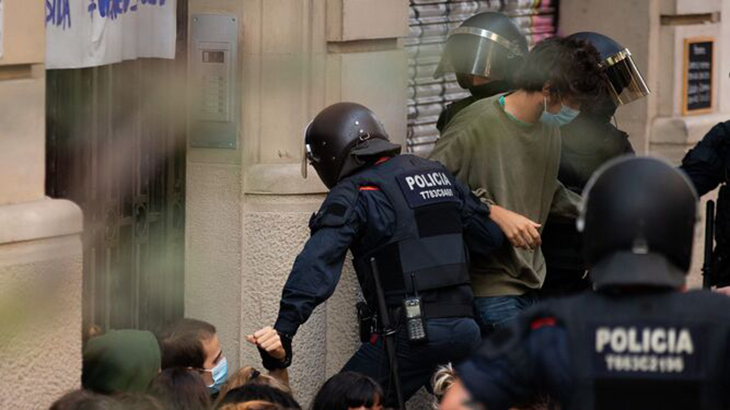 Catalunya, la comunitat amb més desnonaments durant el segon trimestre del 2022 amb un 22% de tot l’Estat