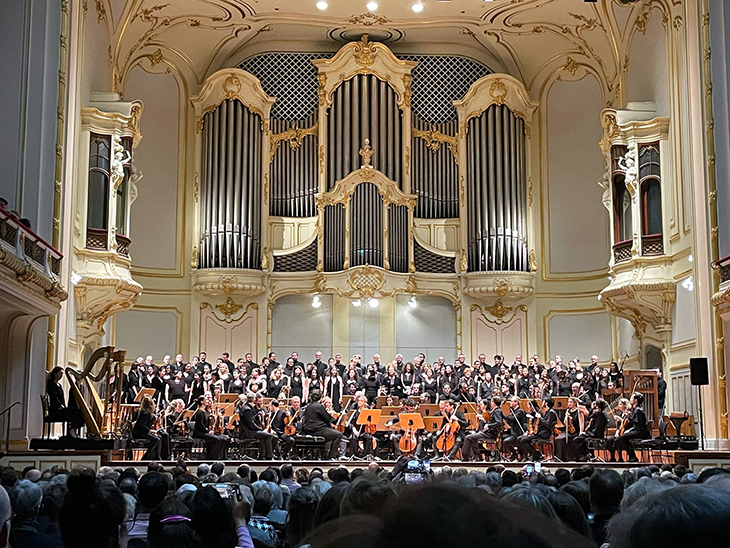 L'Orfeó Català i el Balthasar Neumann Chor & Orquestra ofereixen el primer concert a Hamburg