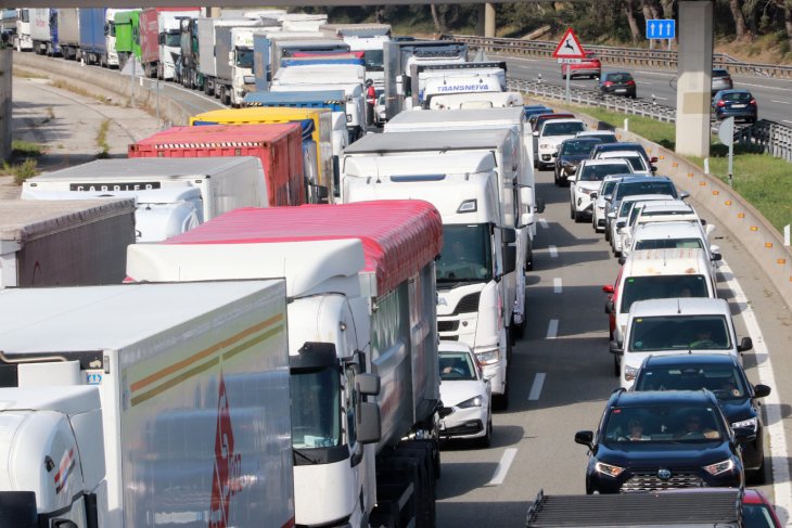 El 96% dels vehicles previstos ja han abandonat l'àrea metropolitana de Barcelona amb motiu del Primer de Maig