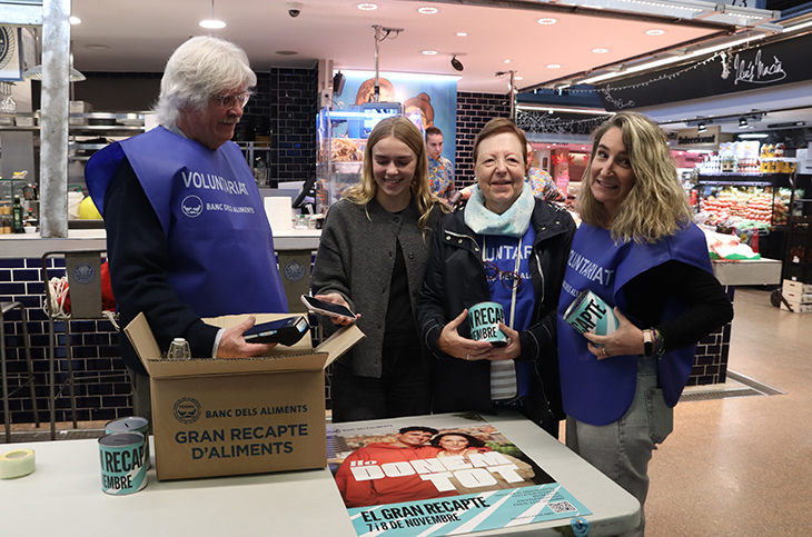 Comença el Gran Recapte amb prop de 16.000 voluntaris i 2.000 punts de recollida arreu de Catalunya