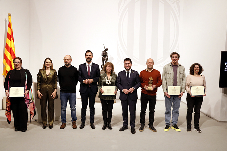 Vitralls Bonet, la ceramista Sara Reig i el vidrier Pròsper Riba recullen els Premis Nacionals d'Artesania 2022