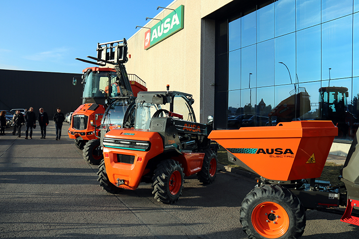 Oshkosh Corporation compra l'empresa manresana AUSA, especialitzada en la fabricació de vehicles industrials