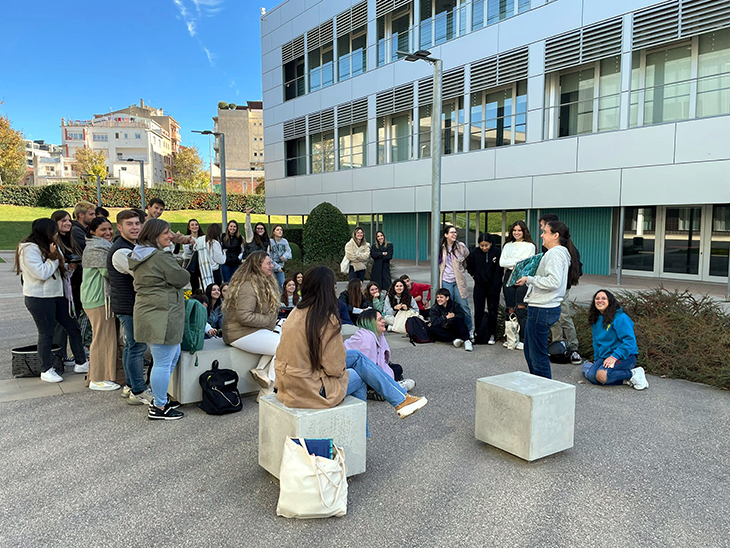 Evacuen uns 300 alumnes del campus de Manresa de la UVIC-UCC per una fuita d'aigua