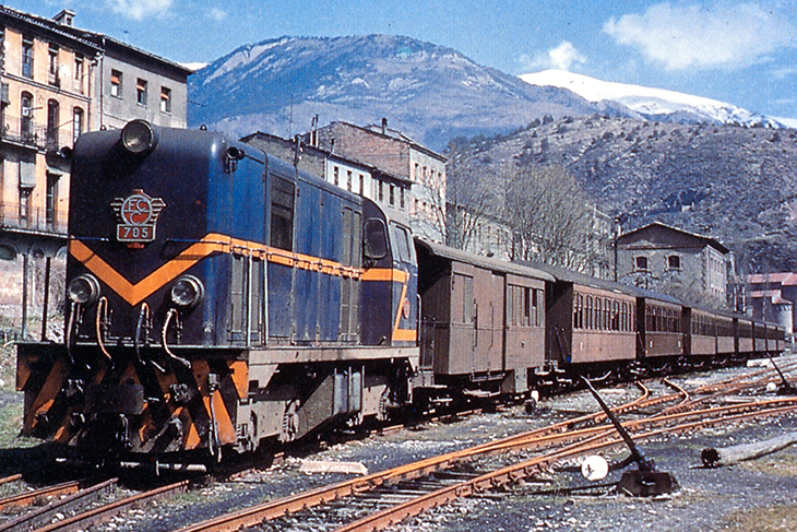 FGC cedeix a Guardiola de Berguedà una locomotora històrica del 'carrilet' que s'exposarà al públic