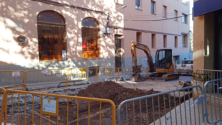 Comencen les obres d'arranjament d'un tram del carrer Esperanto de Moià