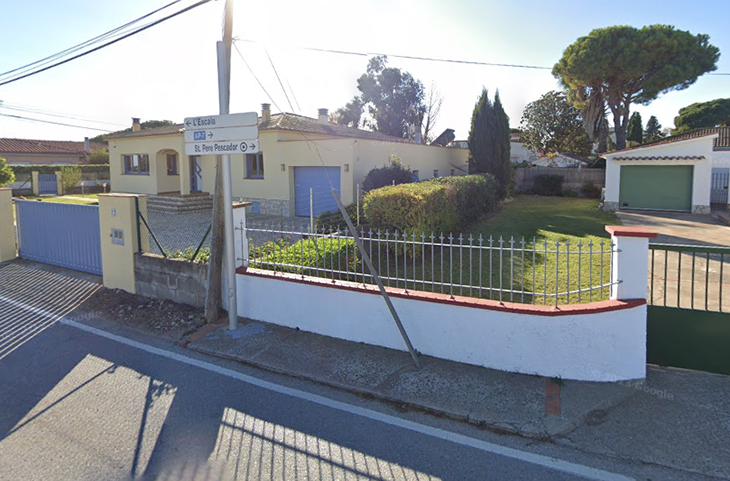 Dos gossos ataquen i fereixen un home mentre feia esport a Sant Pere Pescador