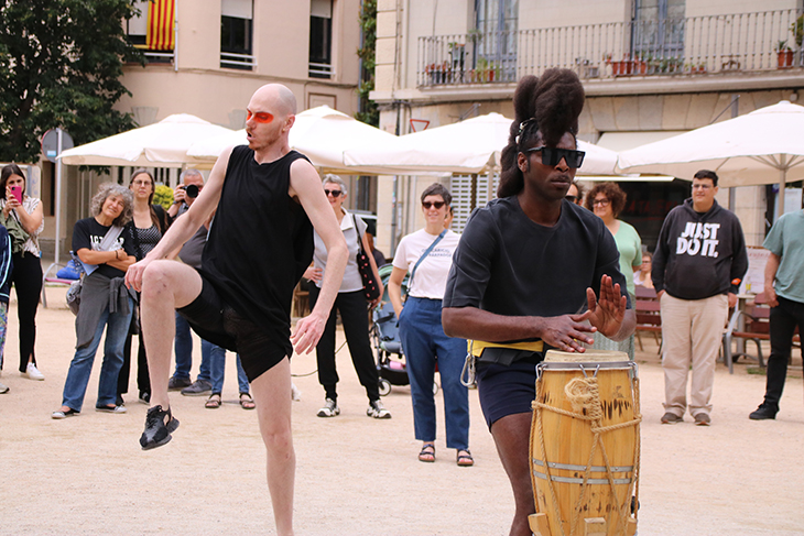 Girona, Celrà i Lloret acullen els espectacles de la proposta itinerant del festival 'Això al poble no li agradarà'