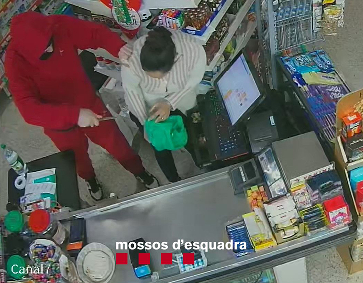 Detenen l'atracador d'un supermercat a Girona quan es va presentar a comissaria inventant-se que l'havien coaccionat