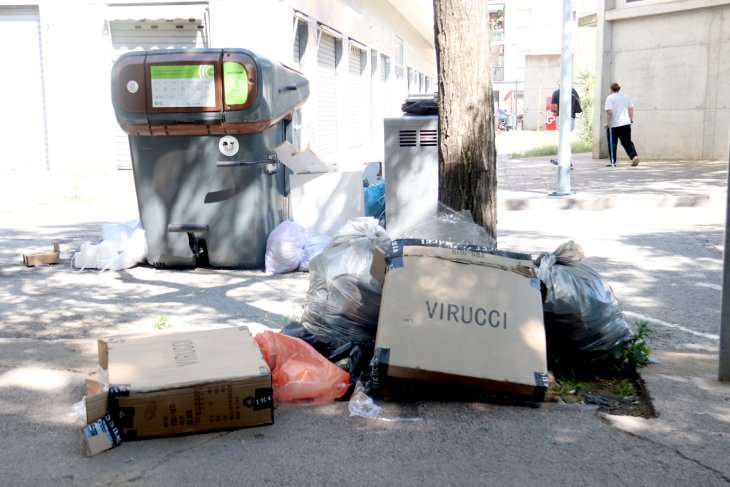 Girona impulsa una nova campanya per fomentar les bones pràctiques a l'hora de llençar la brossa