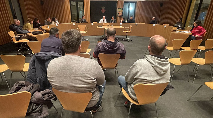 Generalitat, sindicats i Ajuntament de Blanes creen una taula per reindustrialitzar la tèxtil Nylstar